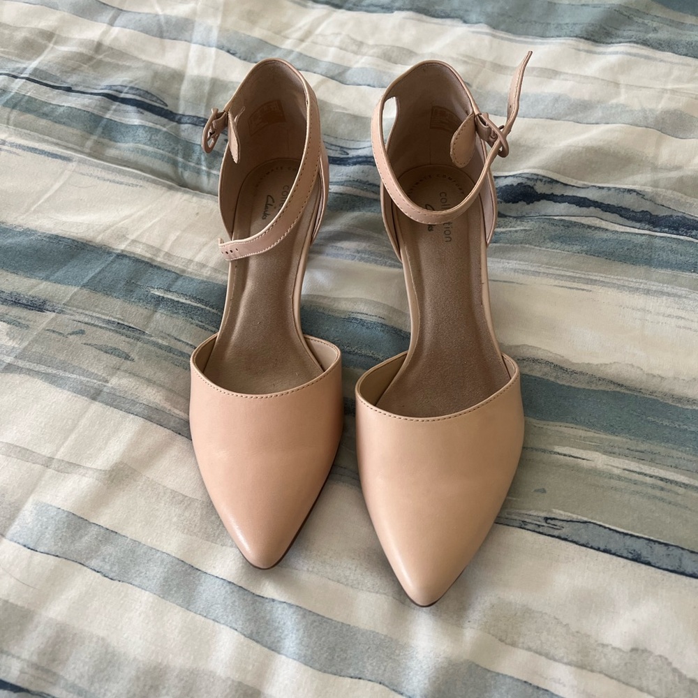 Clark’s Cream Heels